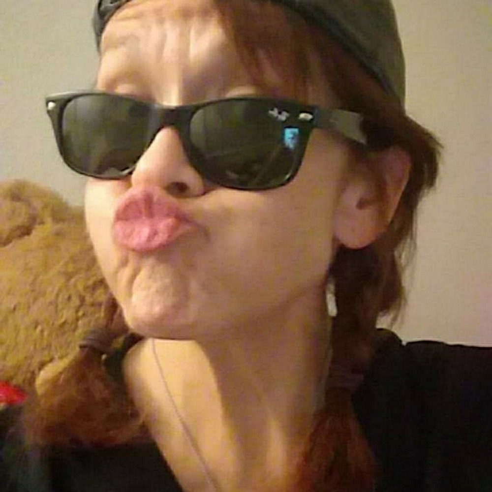 Meet your Posher, Chelle